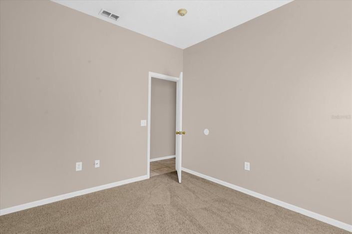 Image No.17-4 Bed House for sale