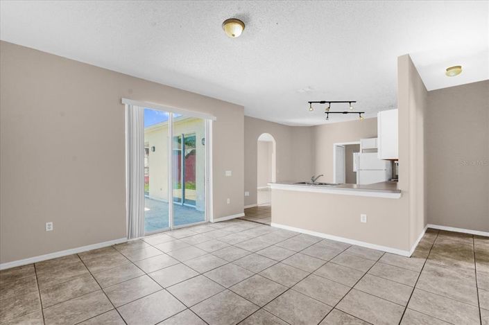 Image No.8-Maison de 4 chambres à vendre à Saint John