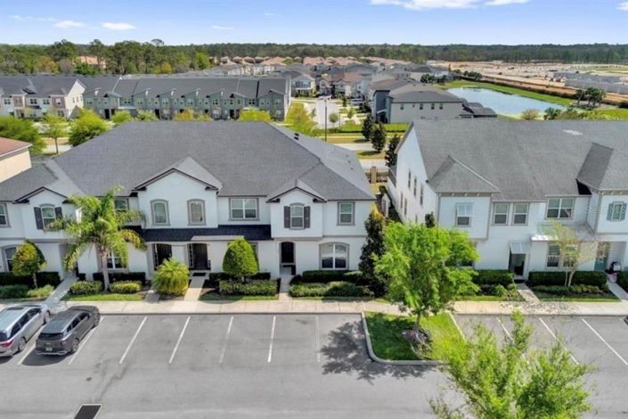 Image No.2-5 Bed Townhouse for sale