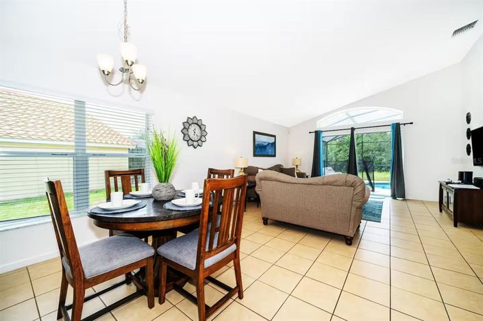 Image No.11-4 Bed House for sale