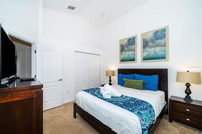 Image No.17-4 Bed House for sale