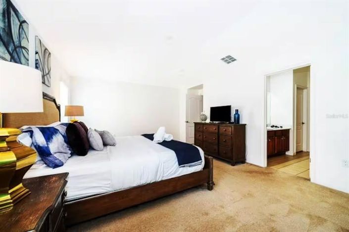 Image No.19-4 Bed House for sale