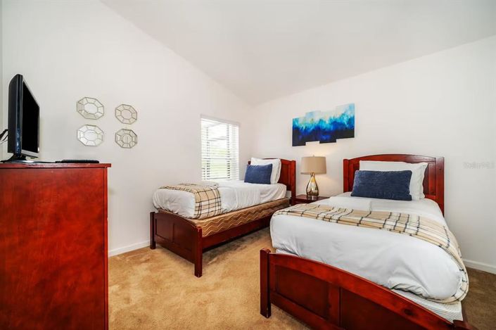 Image No.20-4 Bed House for sale