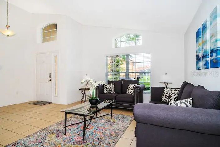 Image No.3-4 Bed House for sale