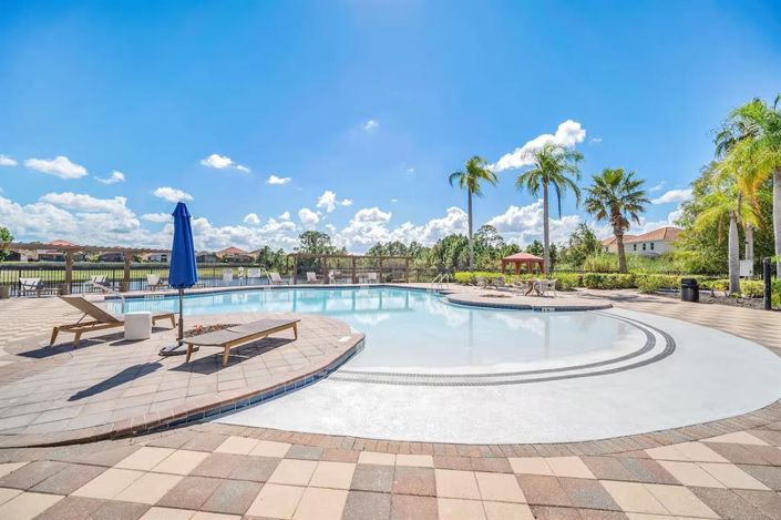 Image No.45-4 Bed House for sale