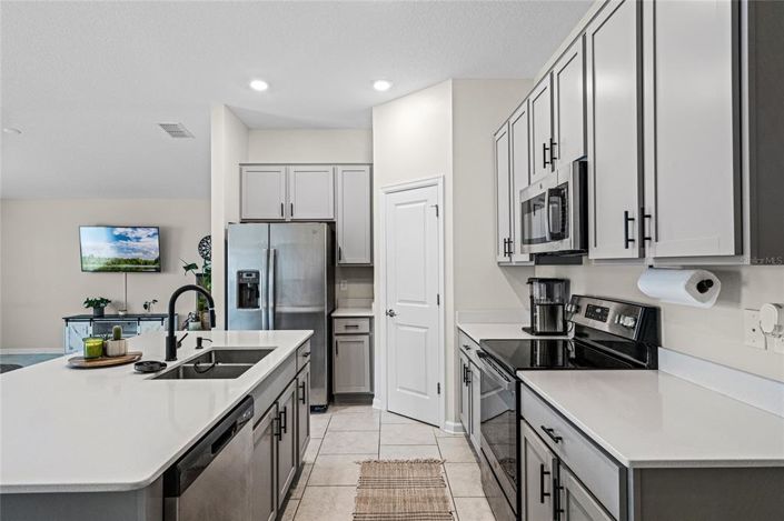 Image No.22-3 Bed House for sale