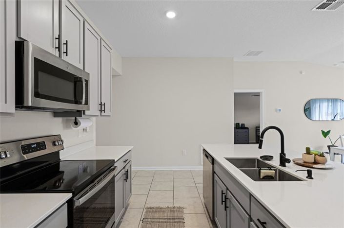 Image No.24-3 Bed House for sale