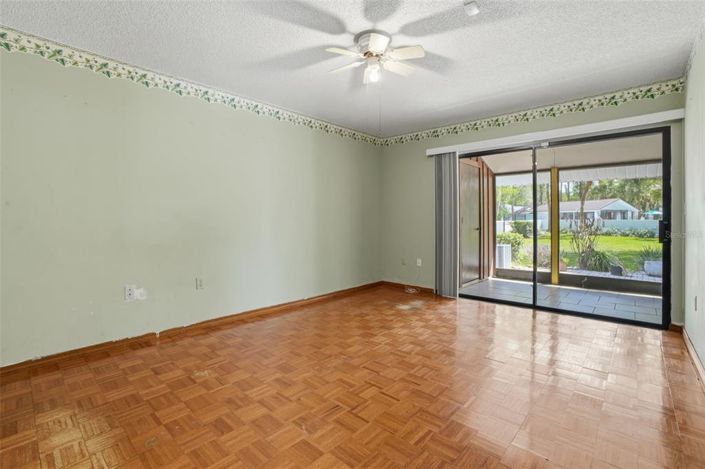 Image No.18-2 Bed Villa for sale