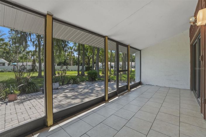 Image No.25-2 Bed Villa for sale