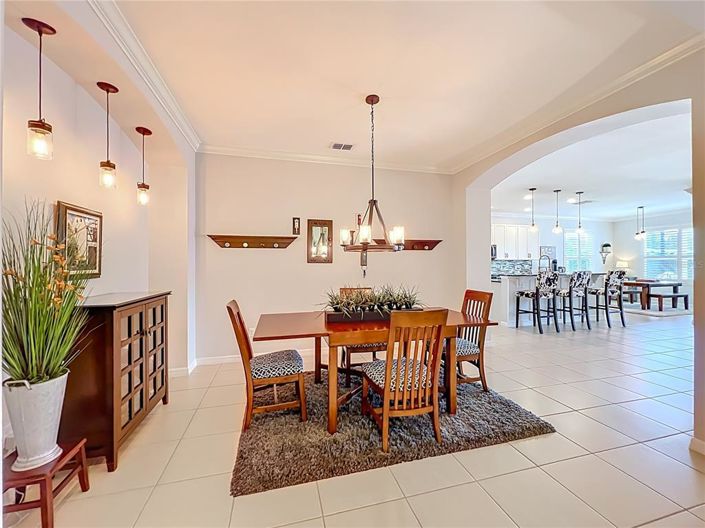 Image No.16-4 Bed House for sale