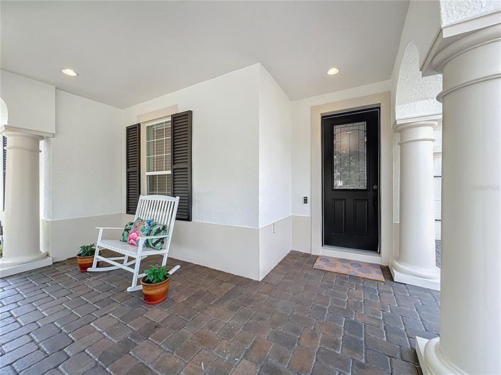 Image No.3-4 Bed House for sale