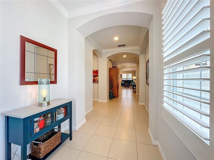 Image No.8-4 Bed House for sale