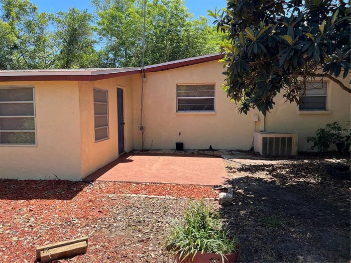 Image No.19-3 Bed House for sale