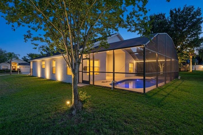 Image No.18-4 Bed House for sale