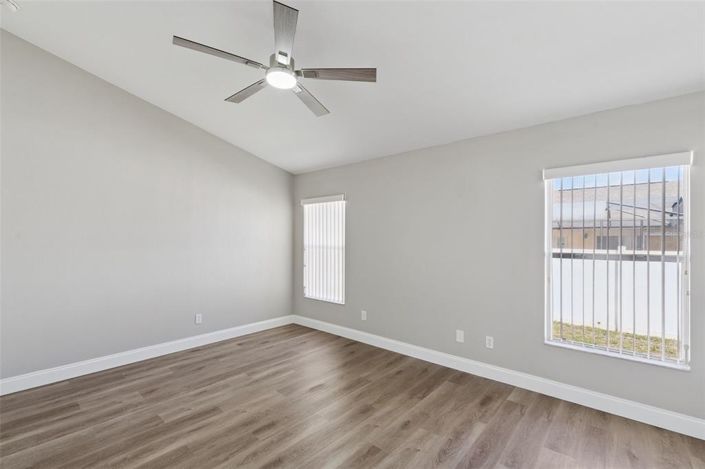 Image No.33-Maison de 4 chambres à vendre à Saint John