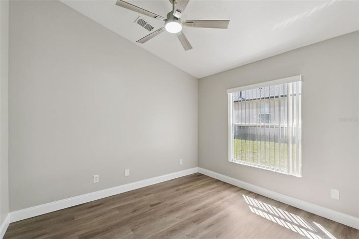 Image No.38-4 Bed House for sale