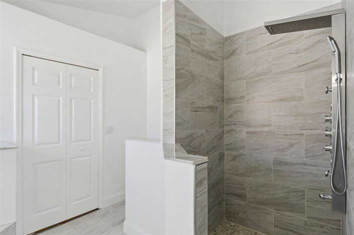 Image No.41-4 Bed House for sale