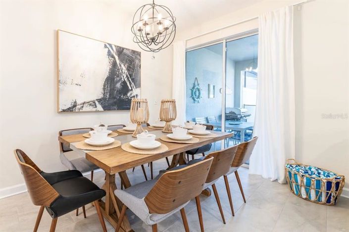 Image No.4-4 Bed Townhouse for sale