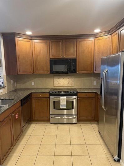 Image No.17-3 Bed Apartment for sale