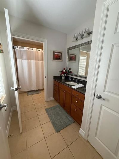 Image No.8-3 Bed Apartment for sale