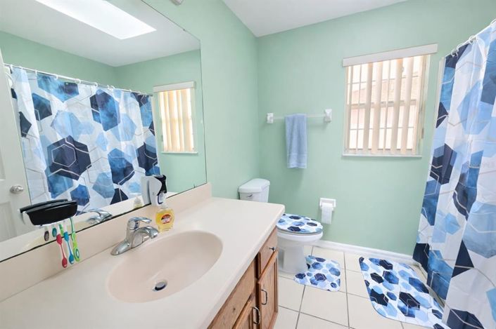 Image No.19-3 Bed House for sale