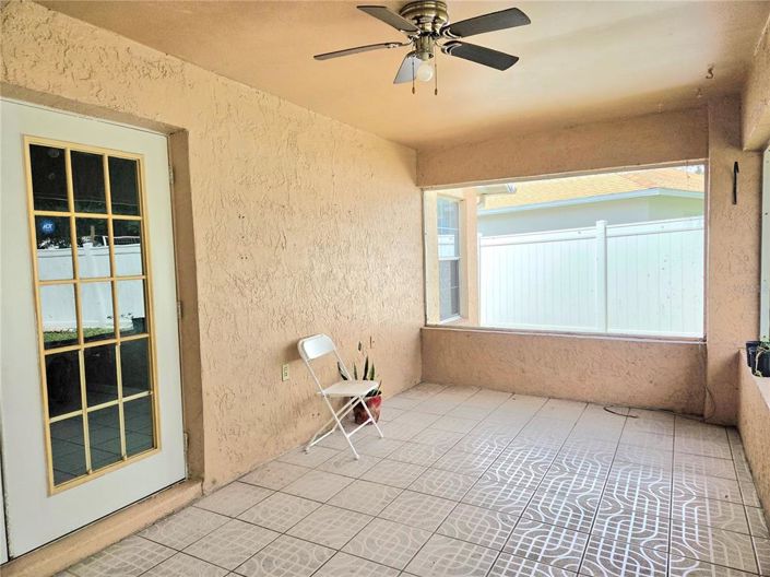 Image No.21-3 Bed House for sale