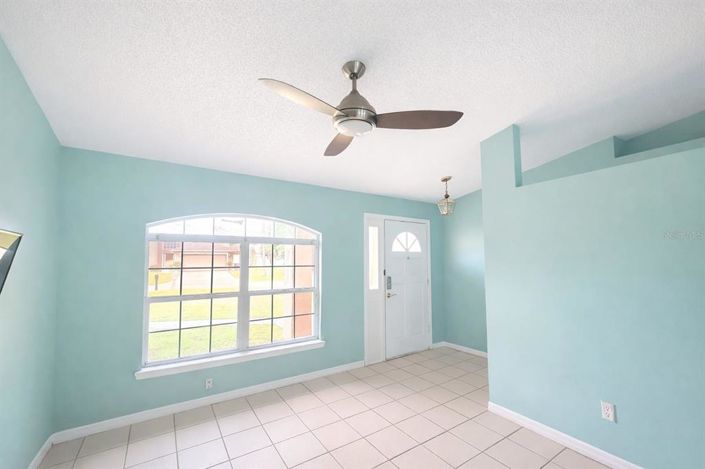 Image No.6-3 Bed House for sale