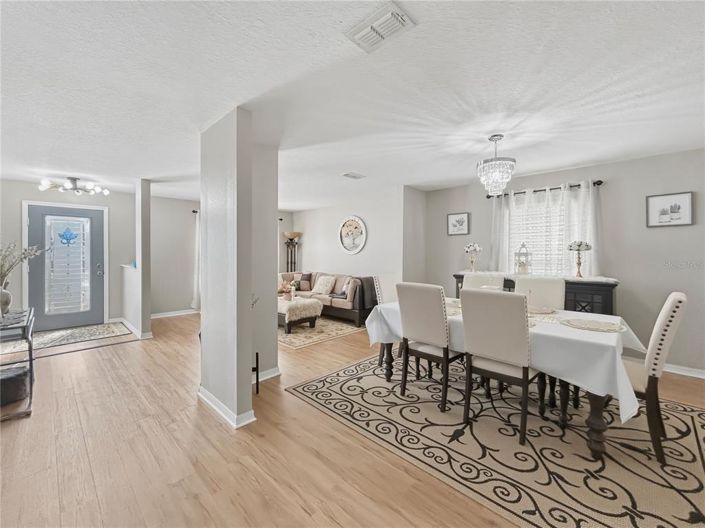 Image No.2-Maison de 7 chambres à vendre à Saint John