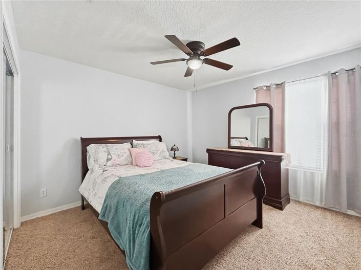 Image No.26-7 Bed House for sale