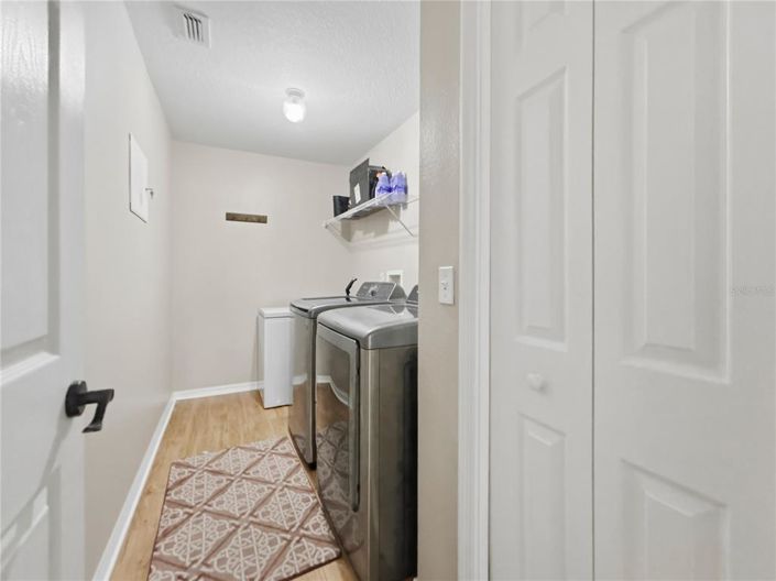 Image No.29-7 Bed House for sale