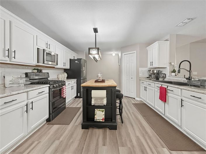 Image No.5-7 Bed House for sale