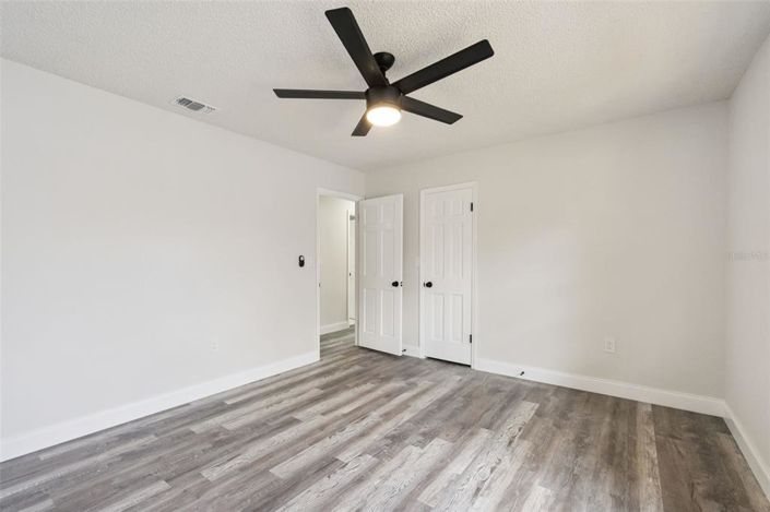 Image No.16-4 Bed House for sale