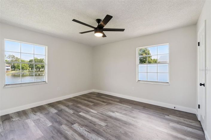 Image No.17-4 Bed House for sale