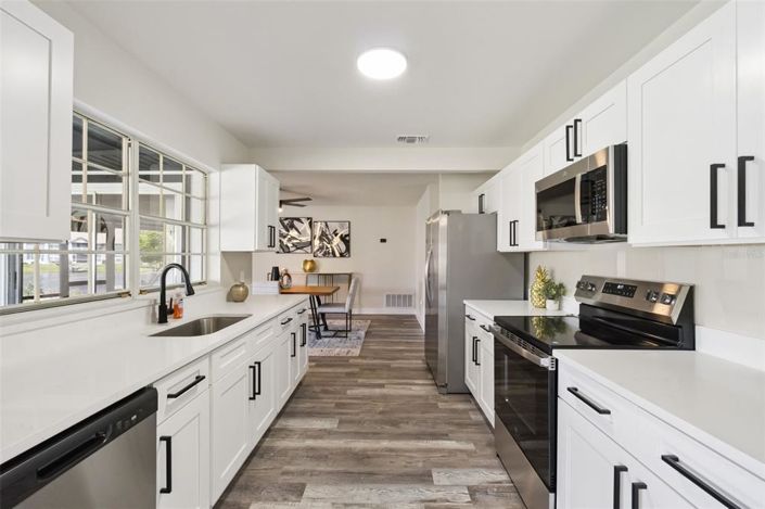 Image No.8-Maison de 4 chambres à vendre à Saint John