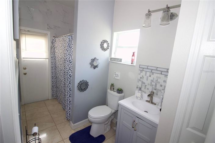 Image No.14-4 Bed House for sale