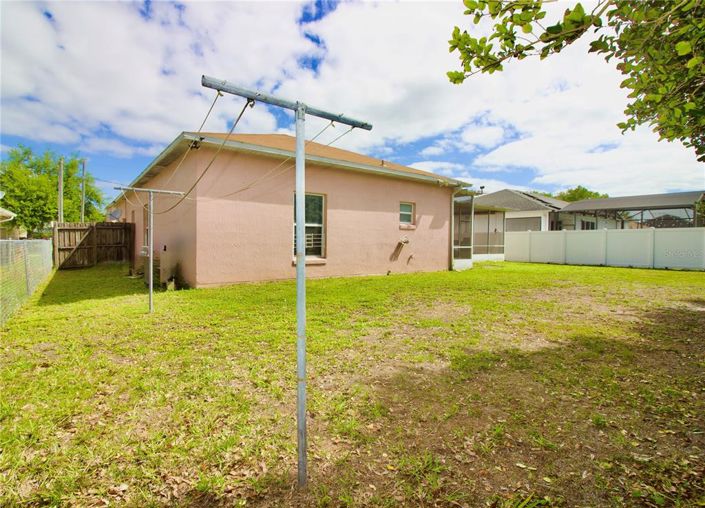 Image No.17-4 Bed House for sale