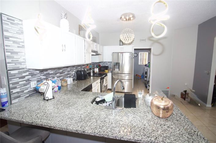 Image No.7-4 Bed House for sale