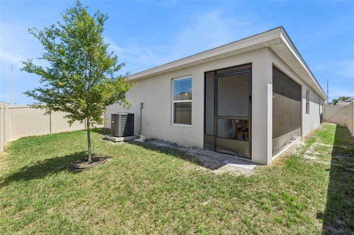 Image No.19-3 Bed House for sale