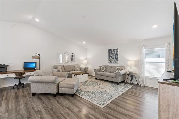 Image No.4-3 Bed House for sale