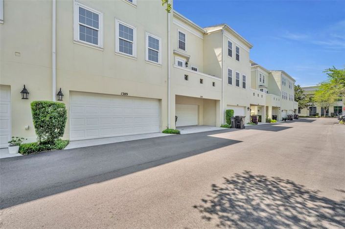Image No.34-3 Bed Townhouse for sale