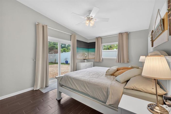 Image No.21-3 Bed House for sale
