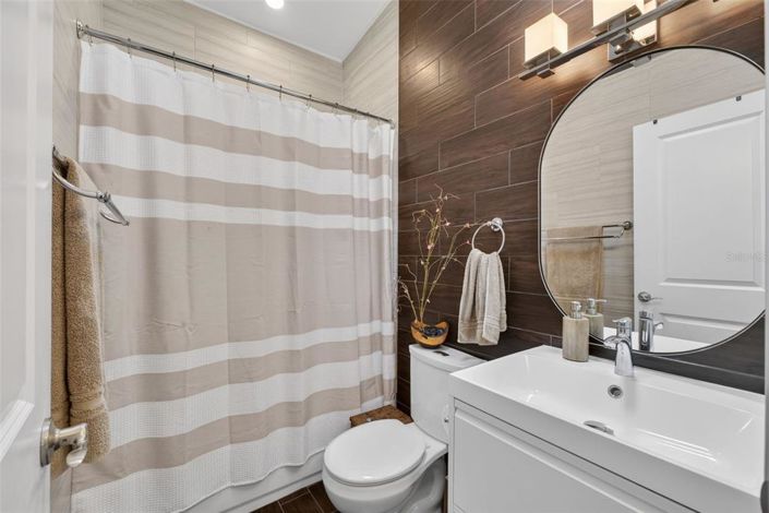 Image No.31-3 Bed House for sale