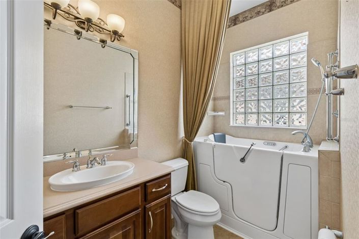 Image No.31-2 Bed House for sale