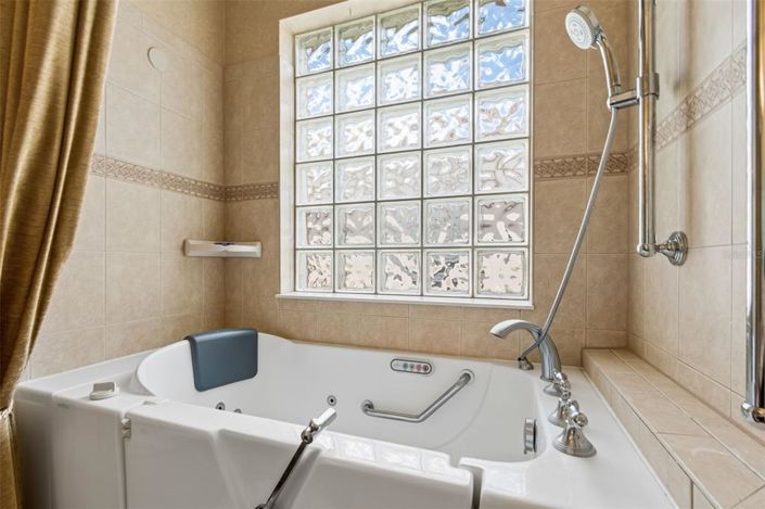 Image No.32-2 Bed House for sale