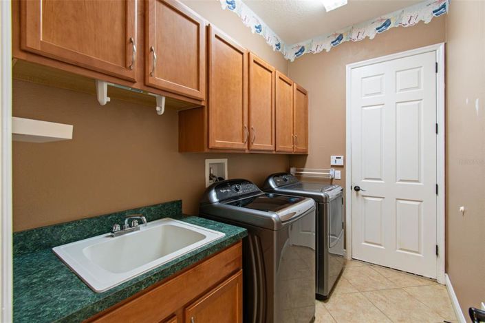 Image No.36-2 Bed House for sale