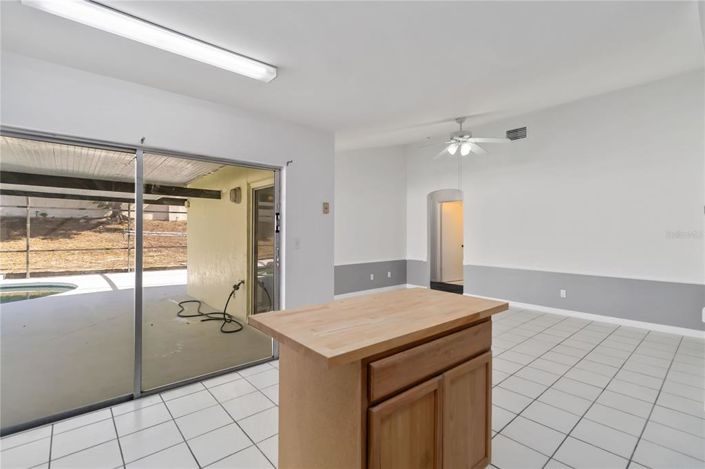 Image No.14-4 Bed House for sale