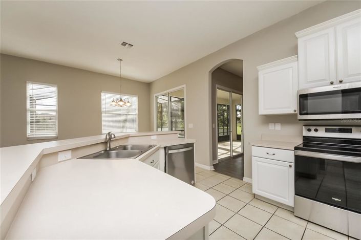Image No.6-3 Bed House for sale
