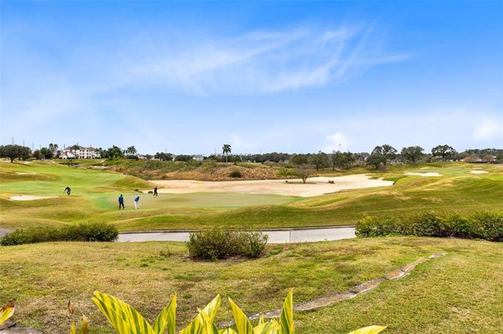 Image No.25-3 Bed Apartment for sale