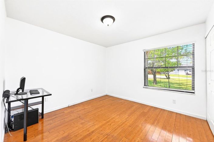 Image No.45-4 Bed House for sale