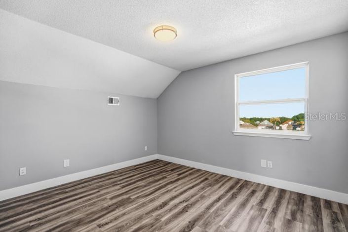 Image No.16-Maison de 4 chambres à vendre à Saint John